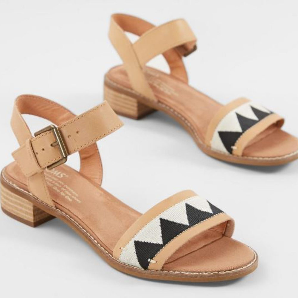 Toms sandals